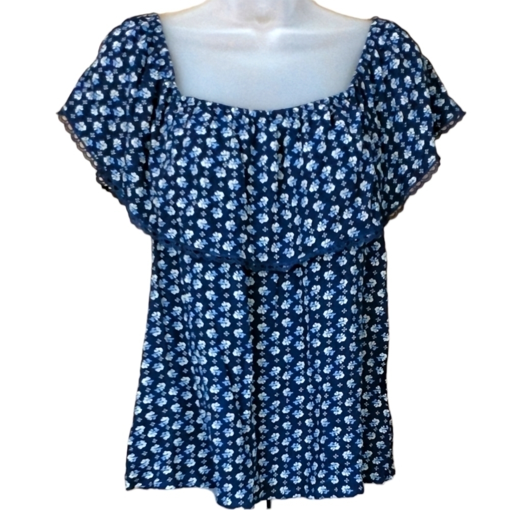 Francesca's Alya Navy Floral Off the Shoulder Top💠